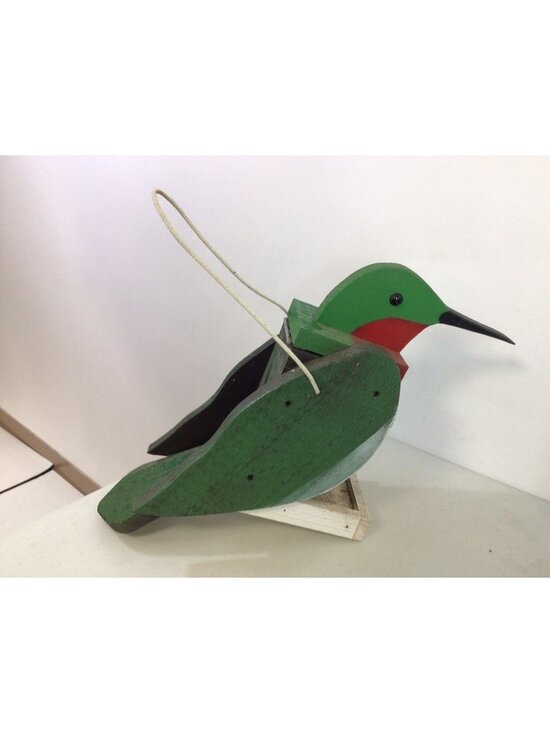 The Woodpecker Family Amish Handcrafted Birdhouse Hummingbird - Picture 2 of 7